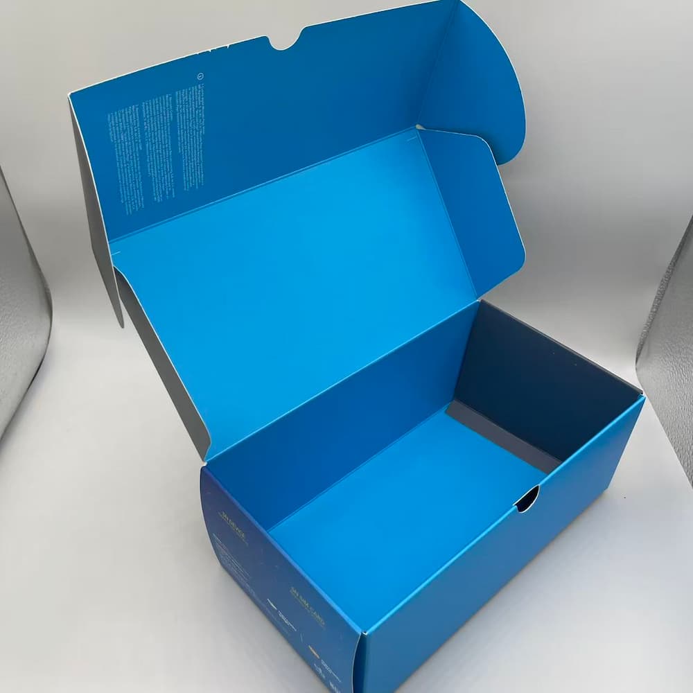 Flip-top packaging box Flip-top packaging box