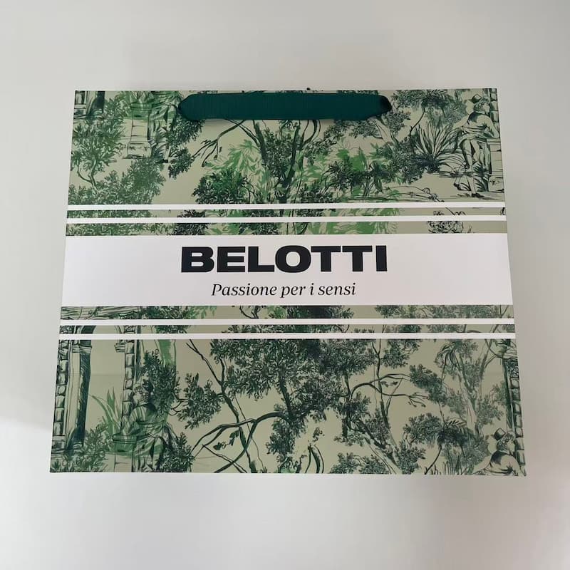 Custom Paper Bags with Handles